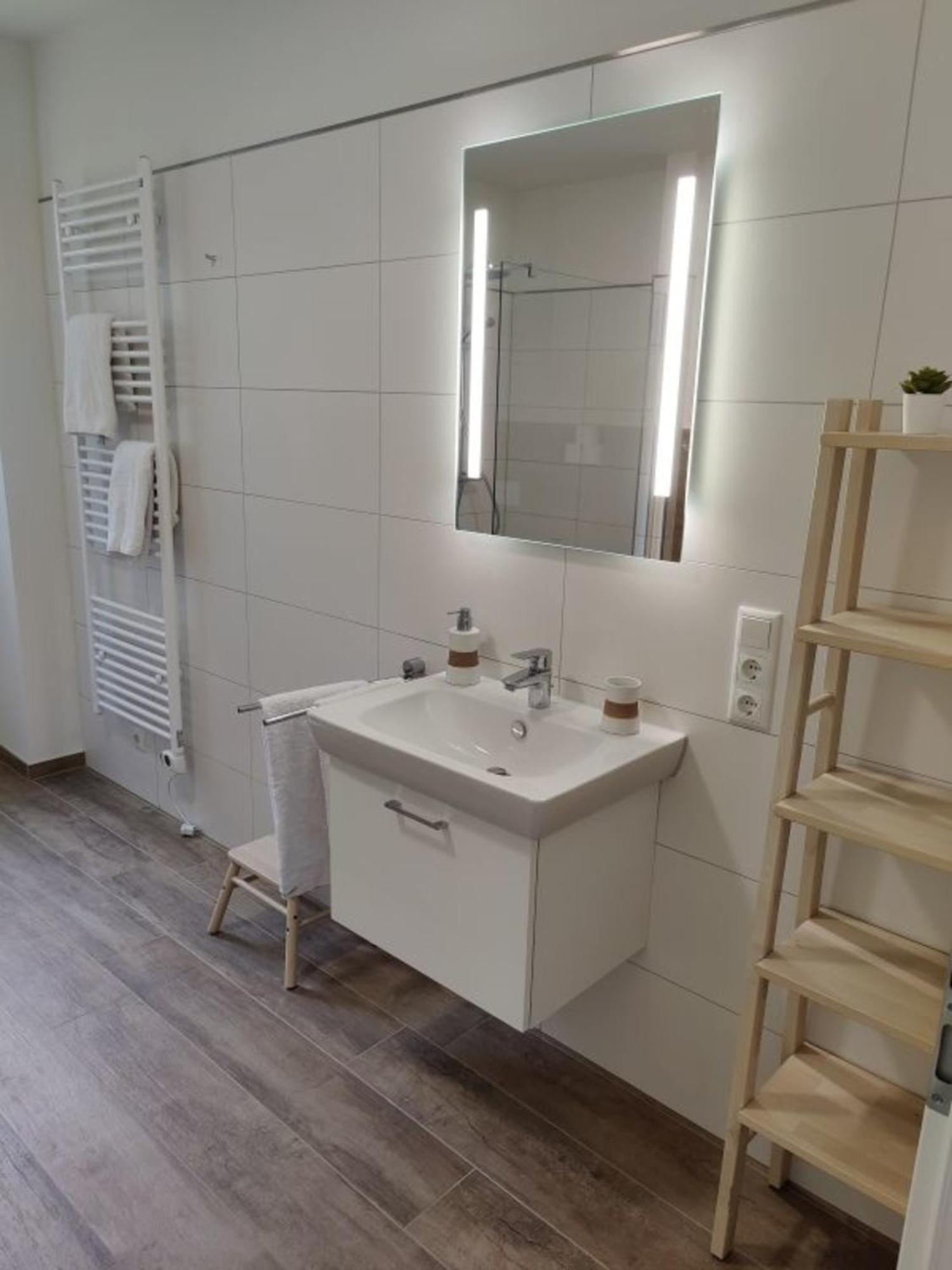 Haus Albatros Og - Exklusive Fewo Fuer 4 Personen Dangast Esterno foto